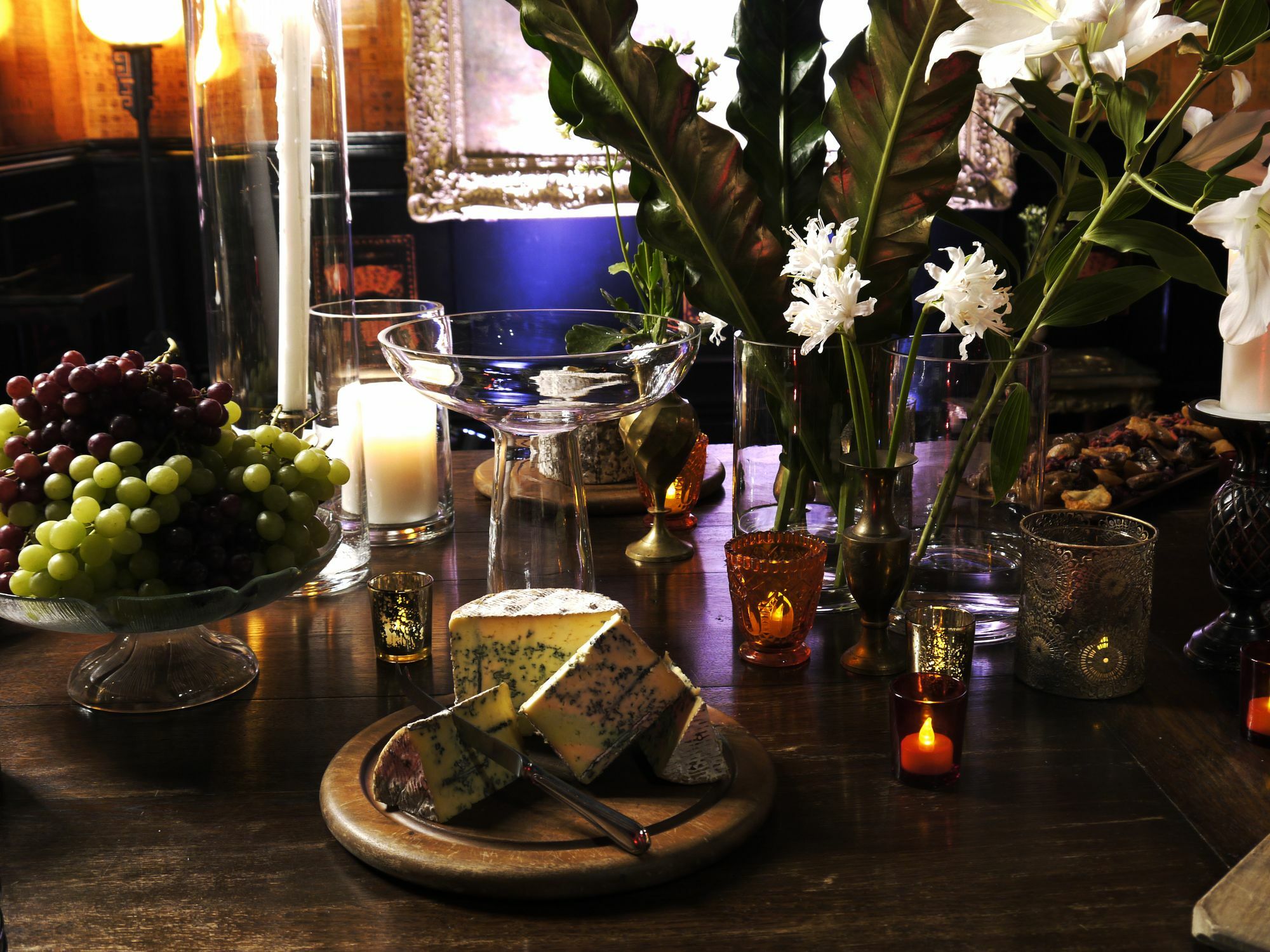 Museum Apartment Hotel, Independent Collection By Evt Wellington Exteriér fotografie A cheese board at a party